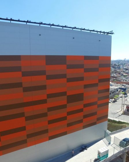 Fachadas de edifícios: a escolha certa para refletir o estilo e personalidade do seu empreendimento